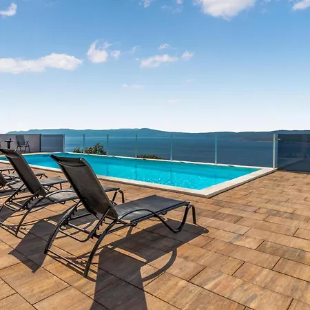 1 Bedroom Gorgeous In * Crikvenica