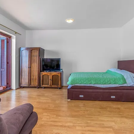 Daire 1 Bedroom Gorgeous In Crikvenica
